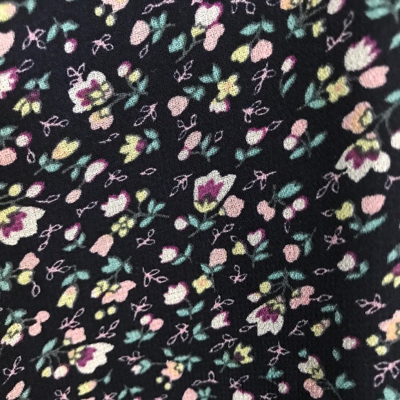 Black skirt with colorful floral print - Picture 3 of 3