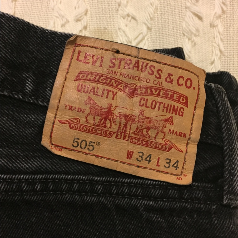 505 Levi's jeans.