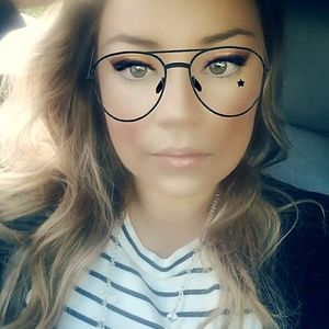 Meet your Posher, Viviana