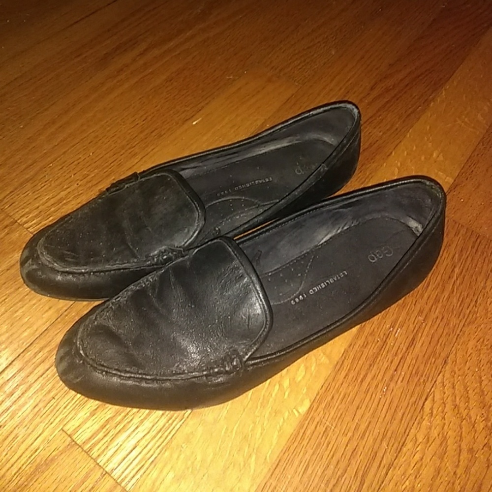 Gap black loafer flats