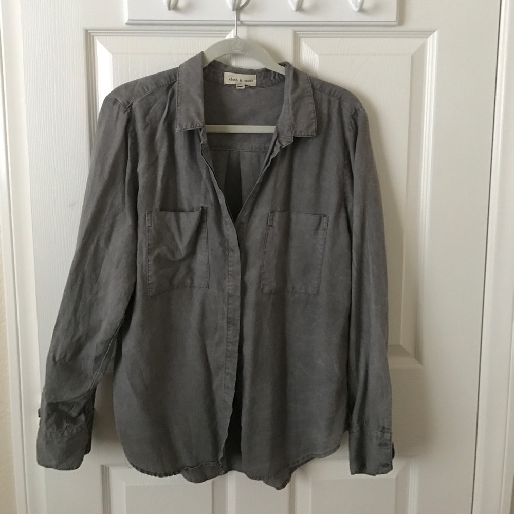 Cloth & Stone button down shirt