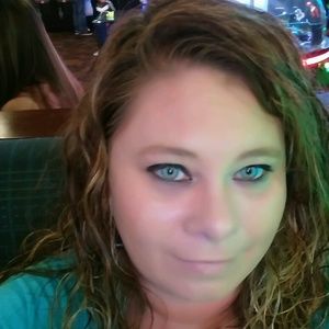 Meet your Posher, Joy