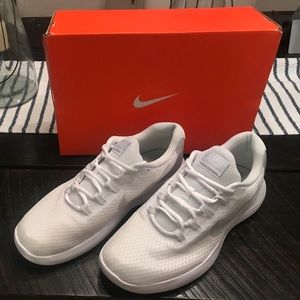 Nike Lunar Converge(White/Pure Platinum/Wolf Grey)