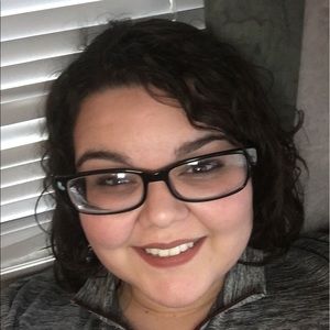 Meet your Posher, Kara