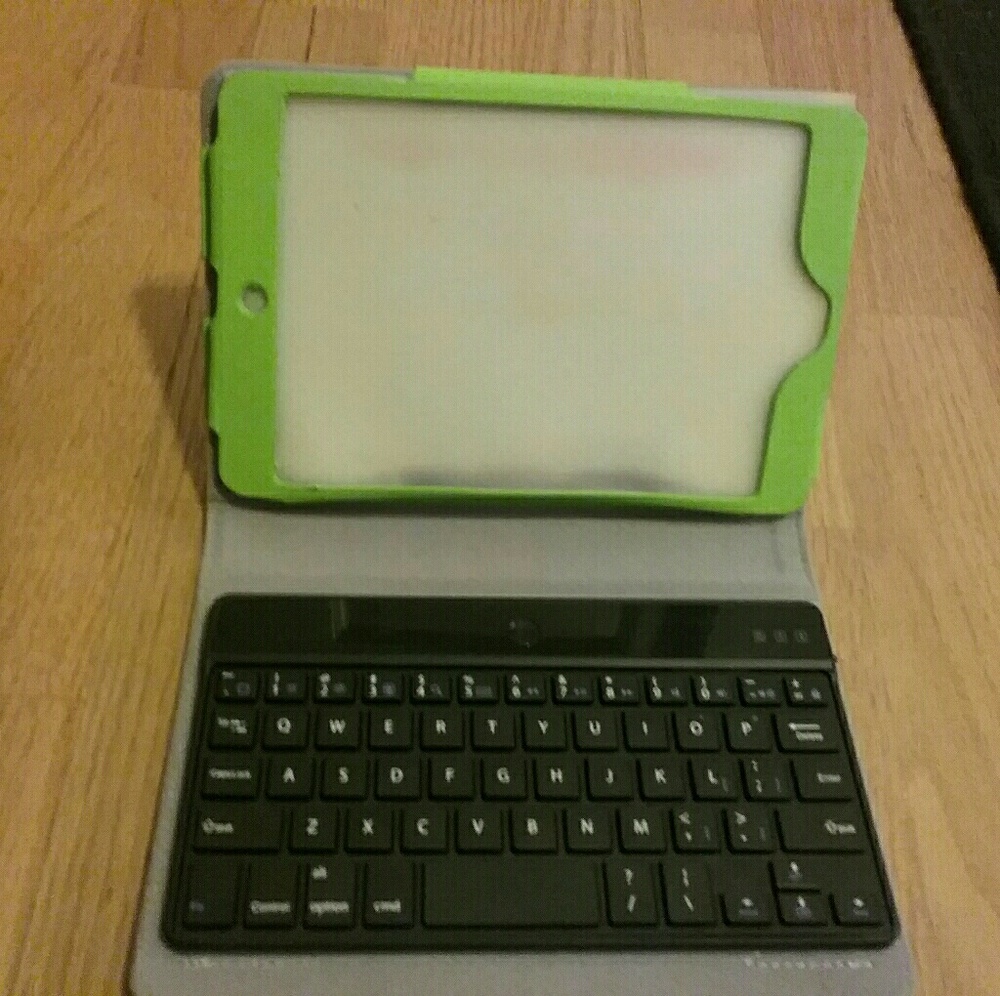 Ipad mini case with keyboard