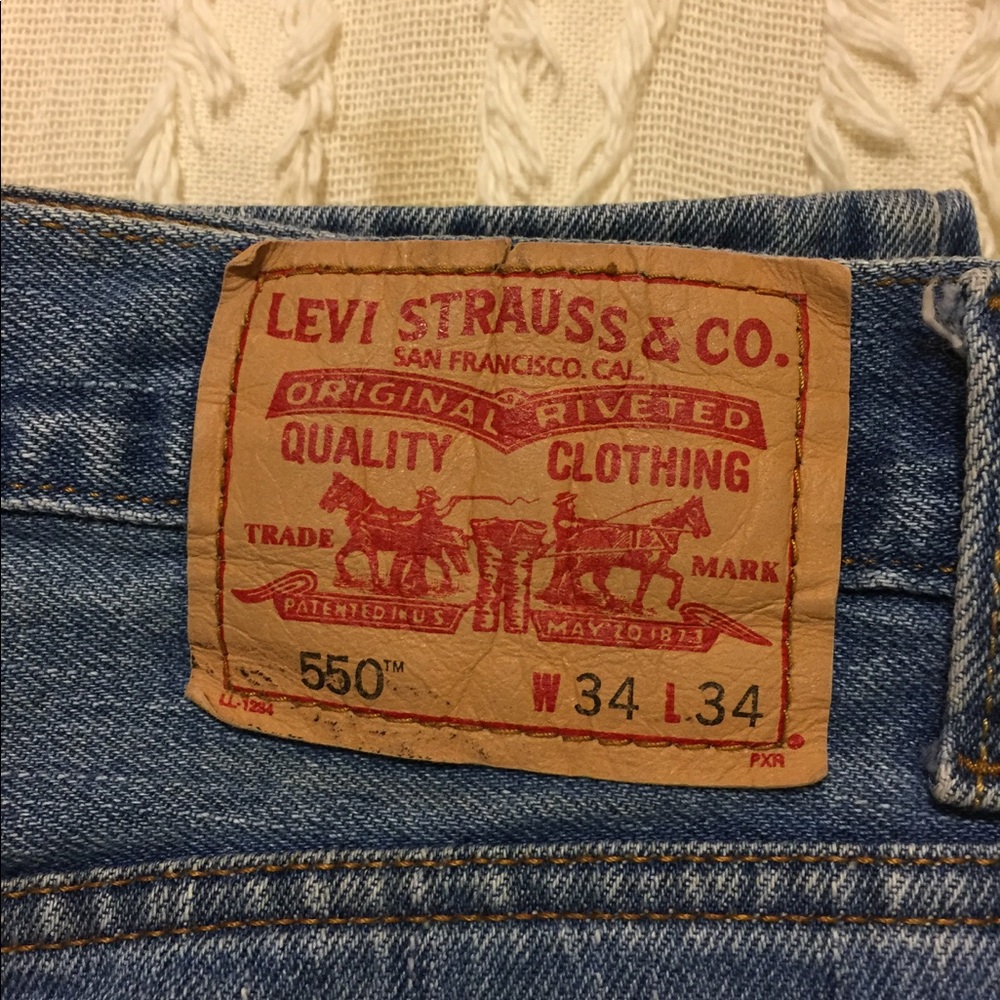 550 Levi's jeans.