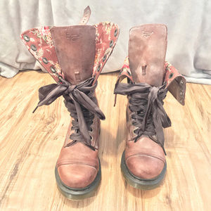 Dr. Martens Women's Trium 1914 Boot