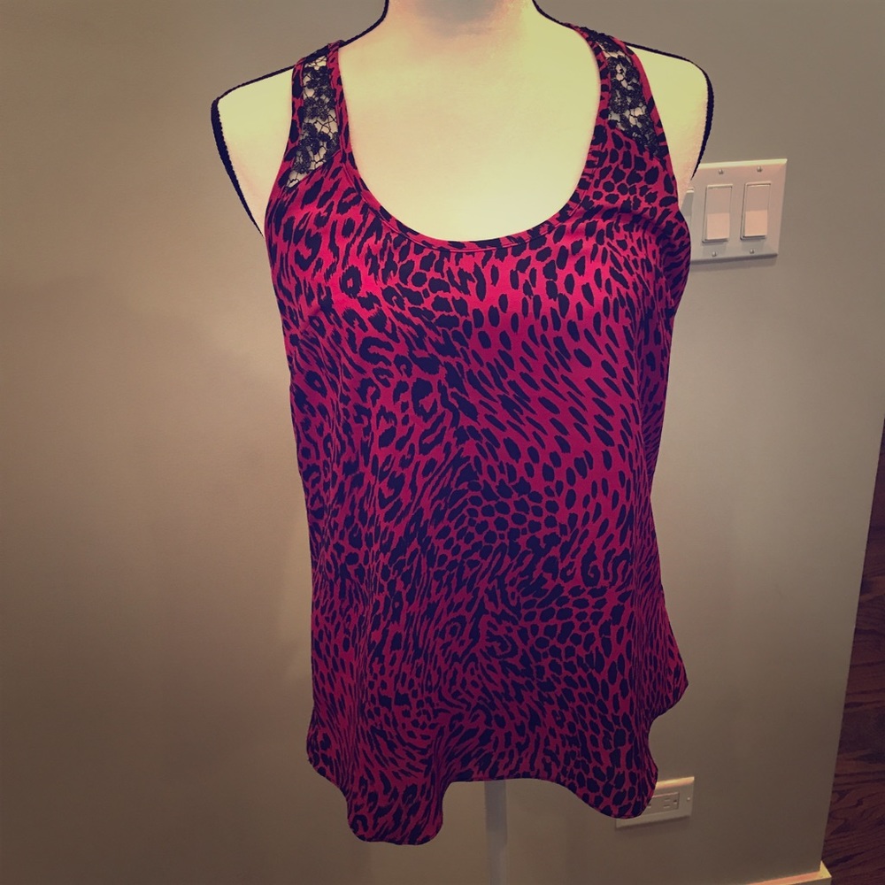 Guess hot pink and navy leopard t strap tank.