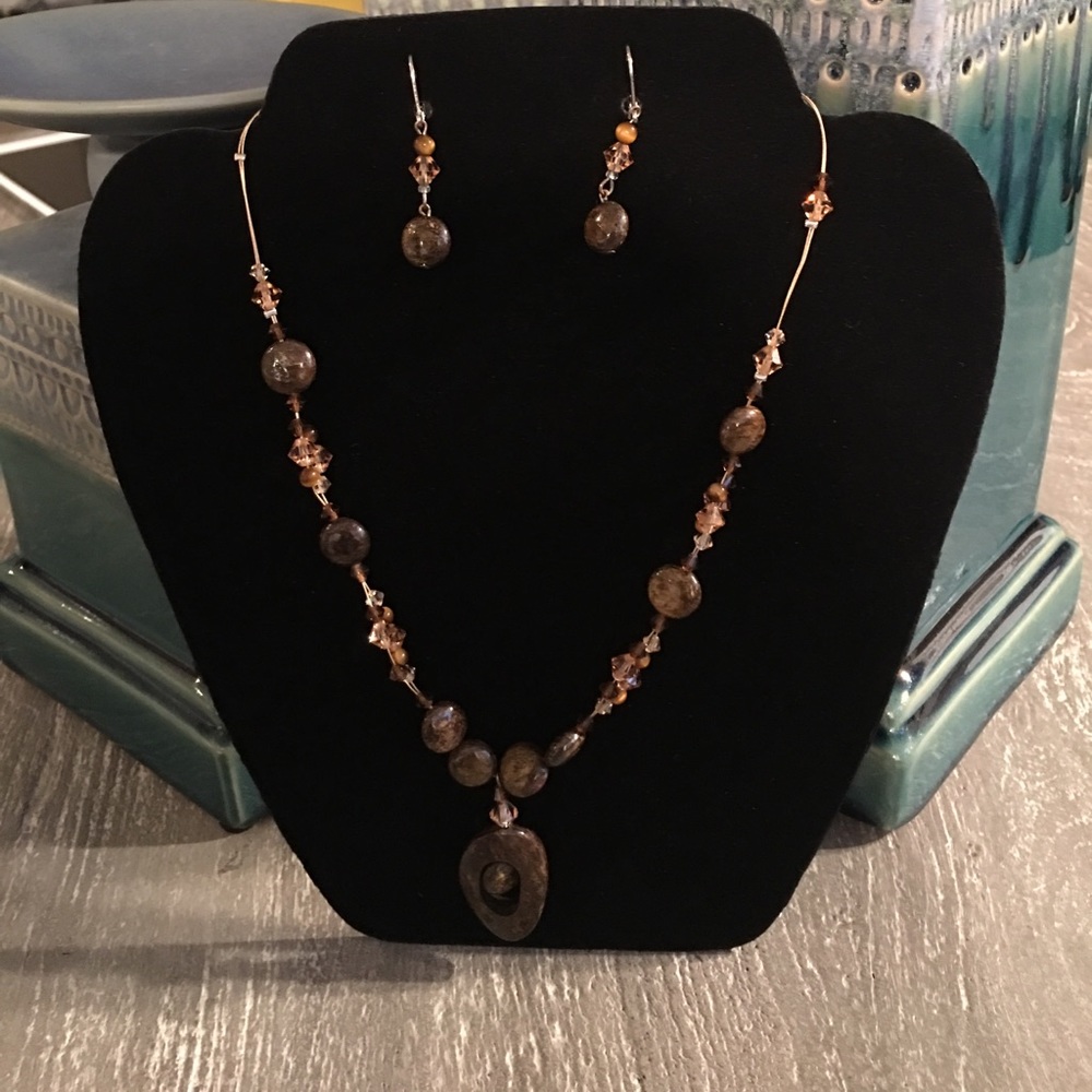 Costume jewelry set