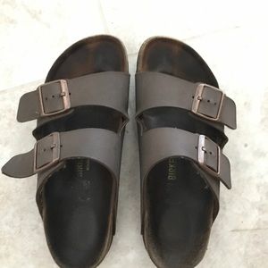 Birkenstocks: Brown