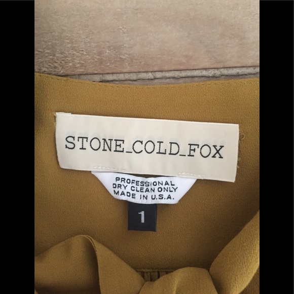 Stone Cold Fox - NOT FOR SALE - Picture 3 of 7