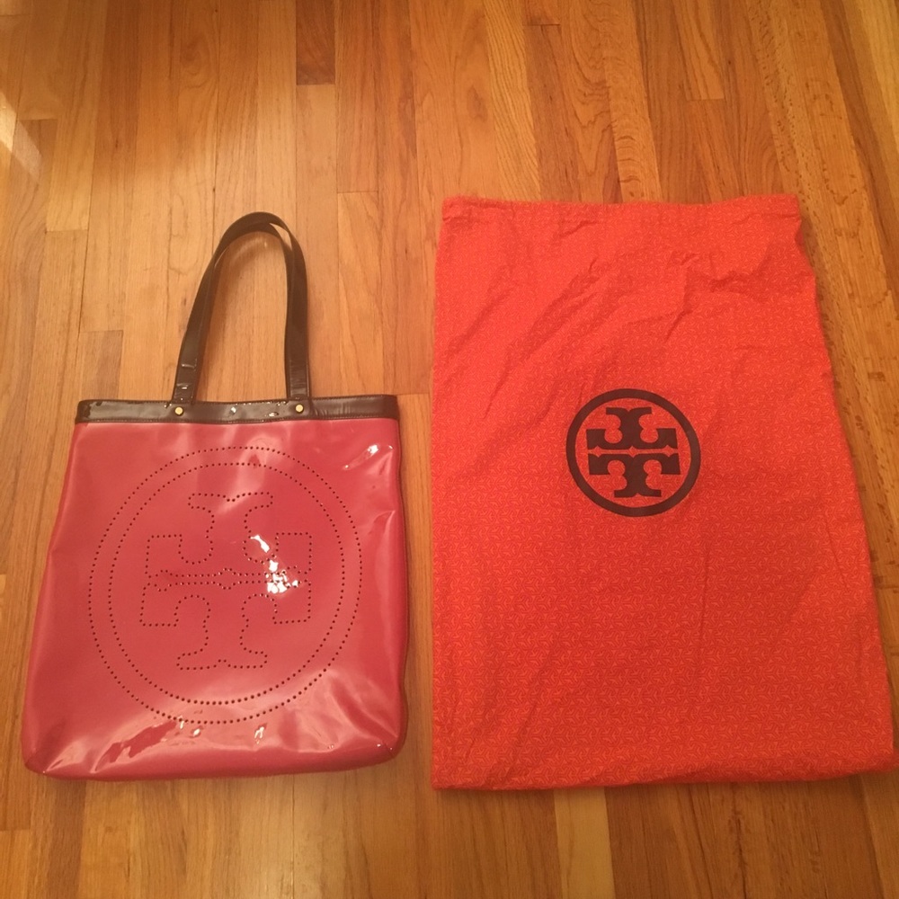 🌟HOST PICK🌟 Tory Burch patent leather tote