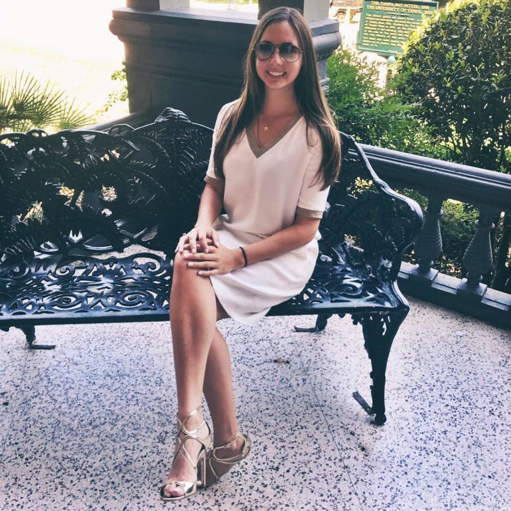 Meet your Posher, Lizzie