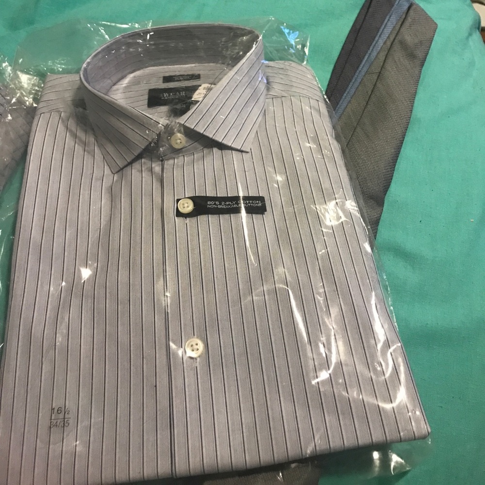 Kenneth Cole men's dress shirt