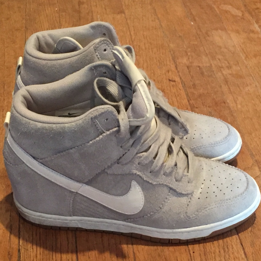 Like new! Nike Sky High Dunks - Light Grey Suede
