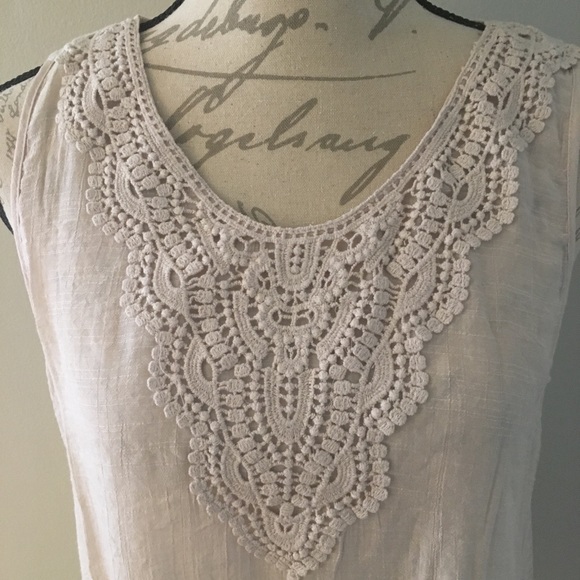 NWT BOHO Spense Tank w/detailed Embroidery Size L - Picture 2 of 8