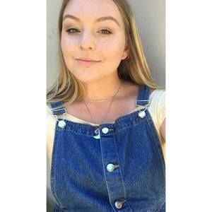 Meet your Posher, Natalie
