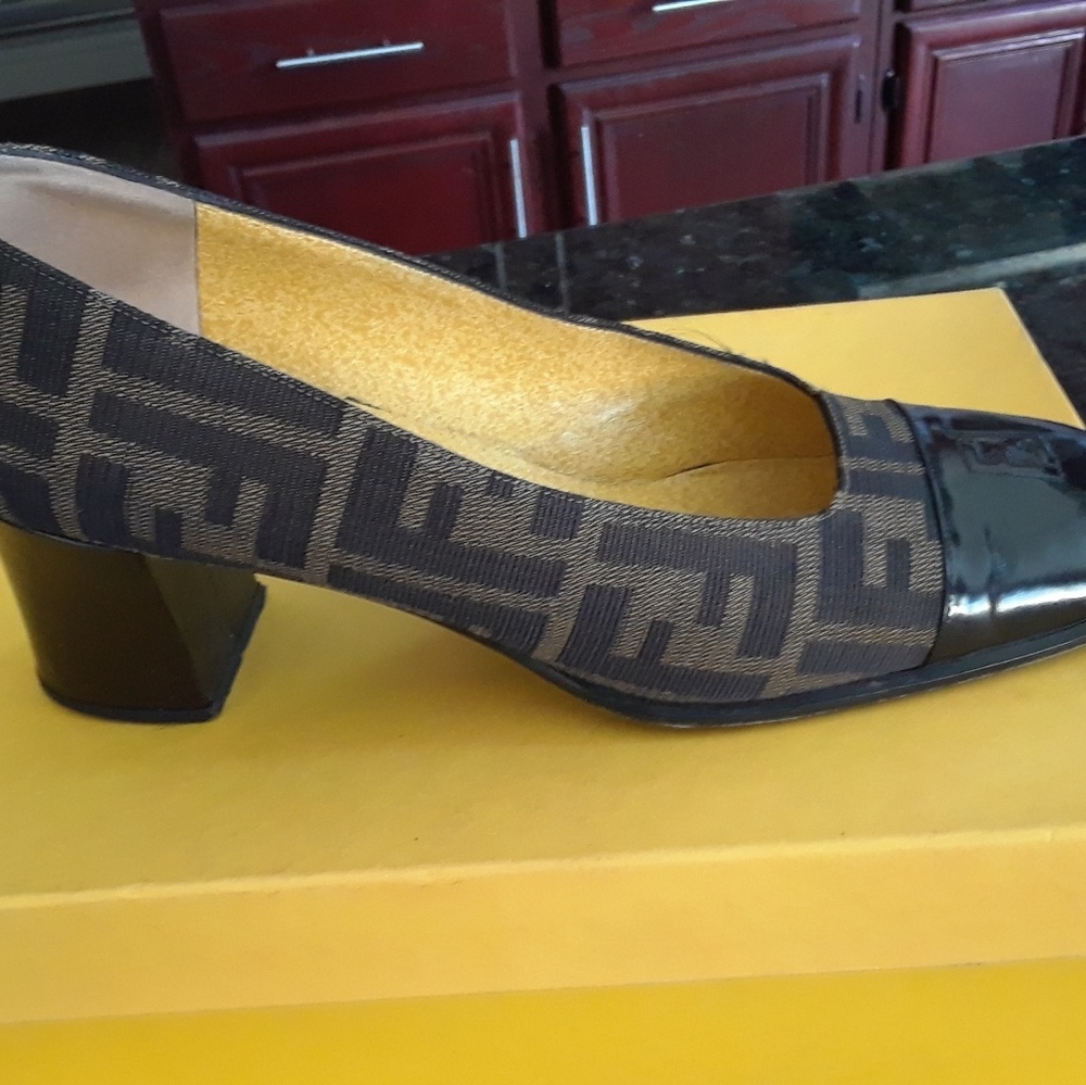 Fendi Ladies Classic  Shoes