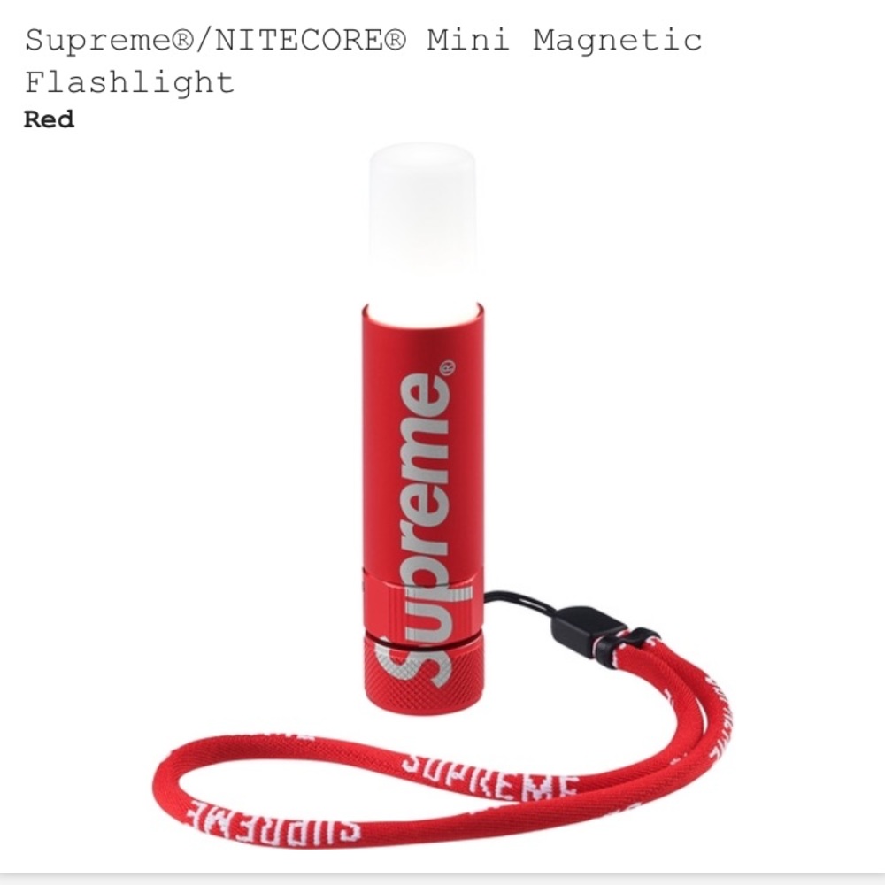 Supreme flashlight