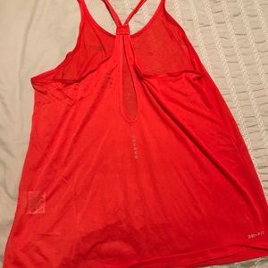 Nike tank