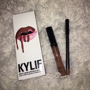 Kylie Cosmetics lip kit