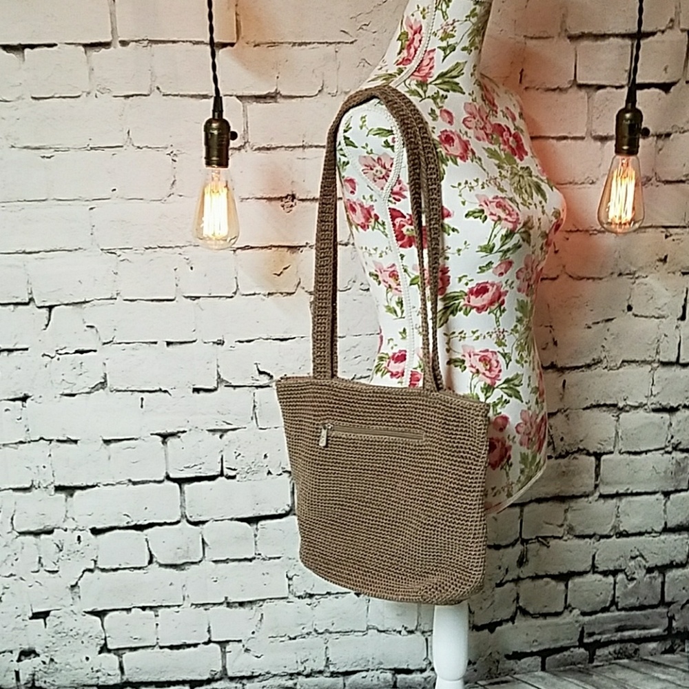 The sak. Crochet shoulder bag. Dark Taupe color