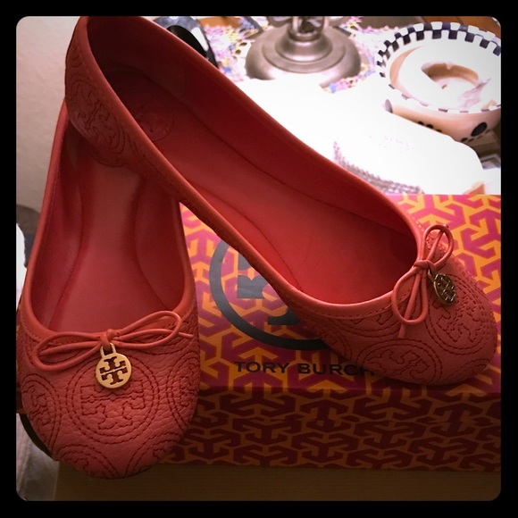 Tory Burch Rose Petal Chelsea Stitched Logo Flats - Picture 1 of 5