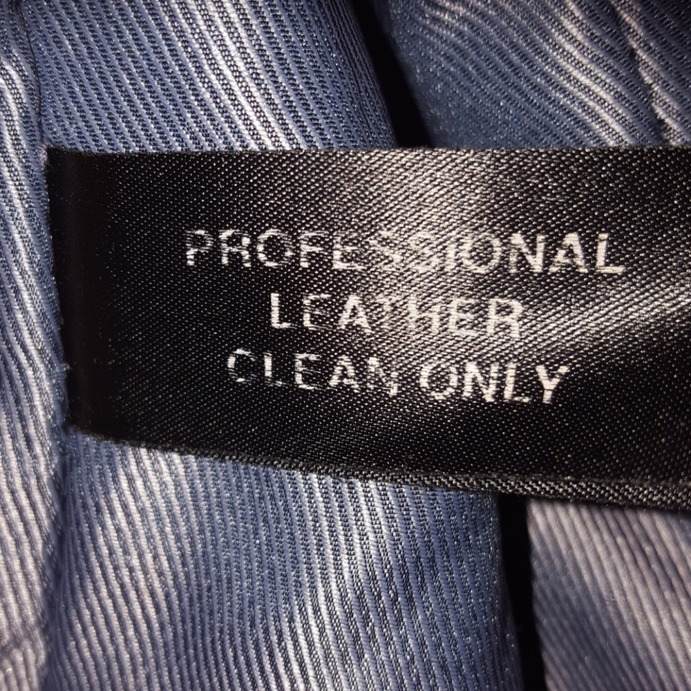 Leather jacket - Picture 3 of 4