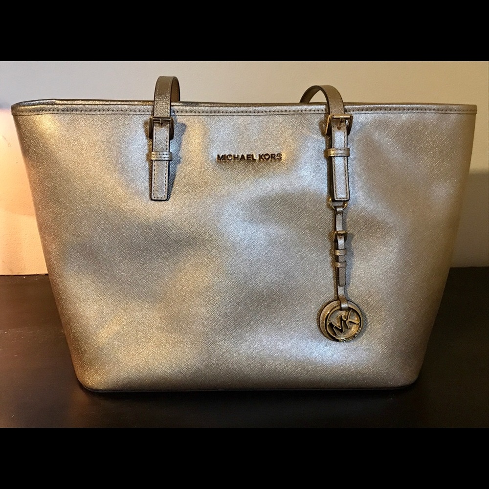 Michael Kors Zip Top Tote