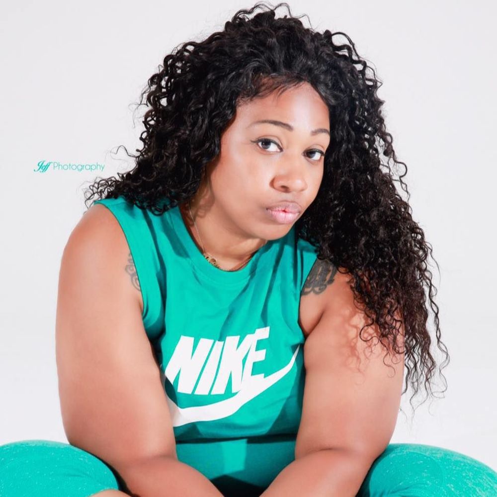 Meet your Posher, Antonia