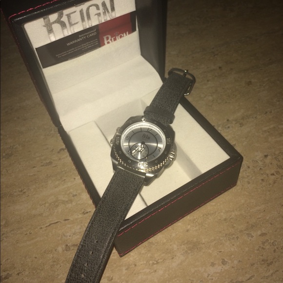 Reign Automatic Watch - Picture 2 of 4