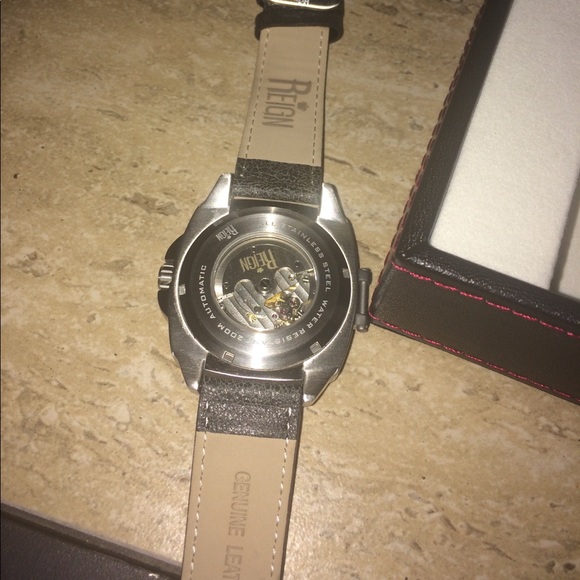 Reign Automatic Watch - Picture 3 of 4