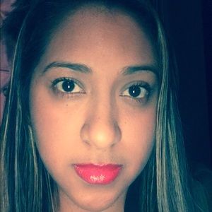 Meet your Posher, Lidia