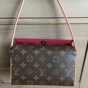 Authentic Louis Vuitton small bag