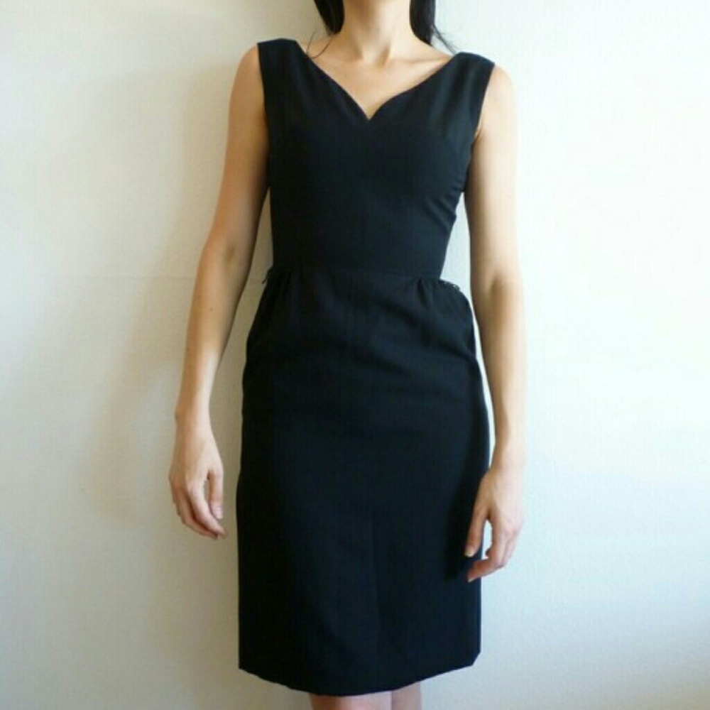 Vintage 1950s Audrey little black wiggle dress S