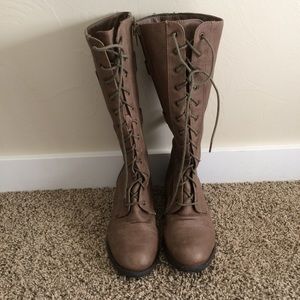 Stylish winter boots!