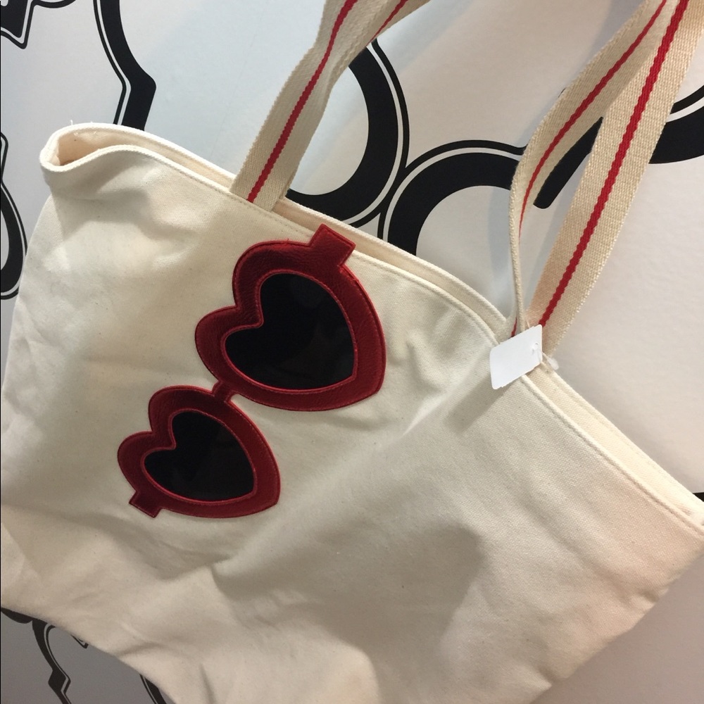 Large canvas tote with zipper