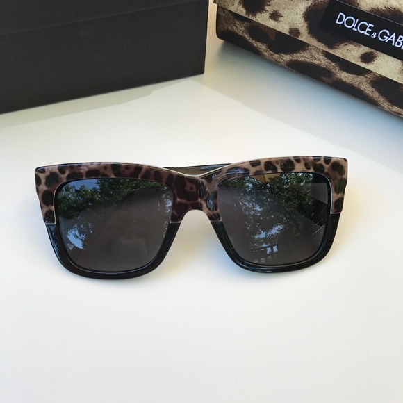 🚫 SOLD 🚫 Dolce & Gabbana Sunglasses- Authentic - Picture 7 of 8