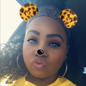 Meet your Posher, Victoria