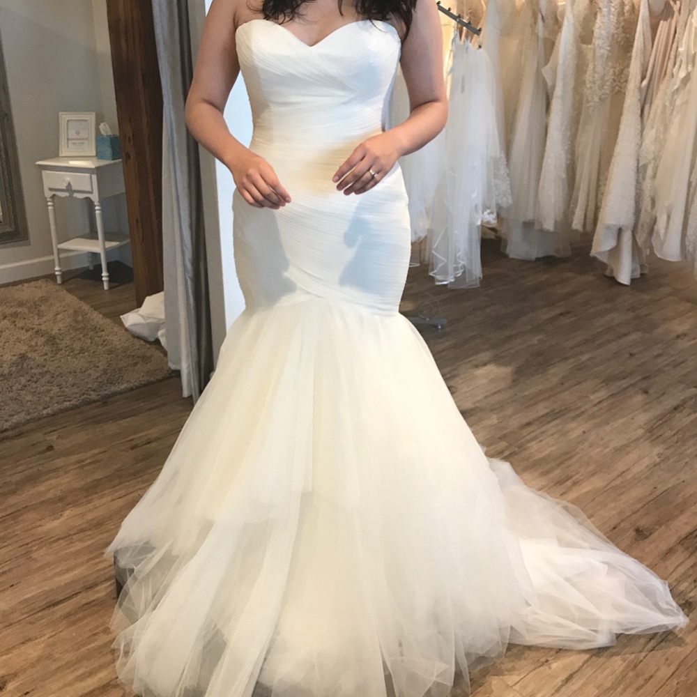 Enzoani Tulle Wedding Dress