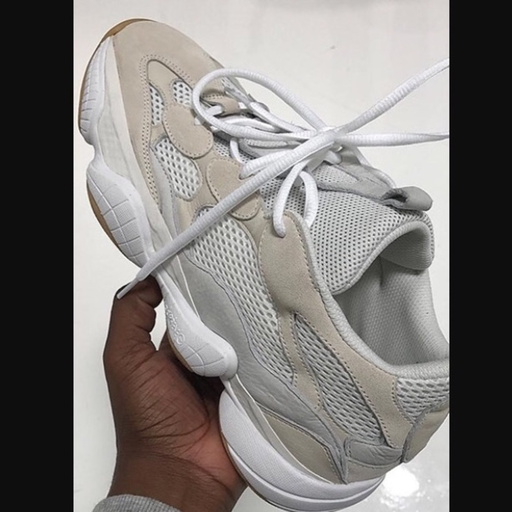 Meet your Posher, Holy grail