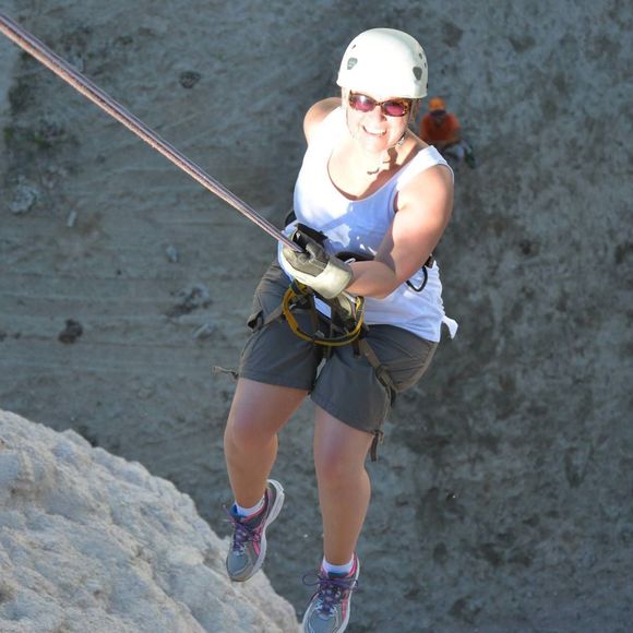 Meet your Posher, Lisa - Picture 1 of 1