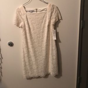 Beautiful white Maggy London dress