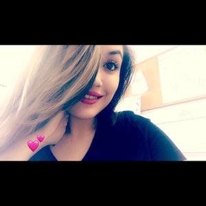 Meet your Posher, Abigail