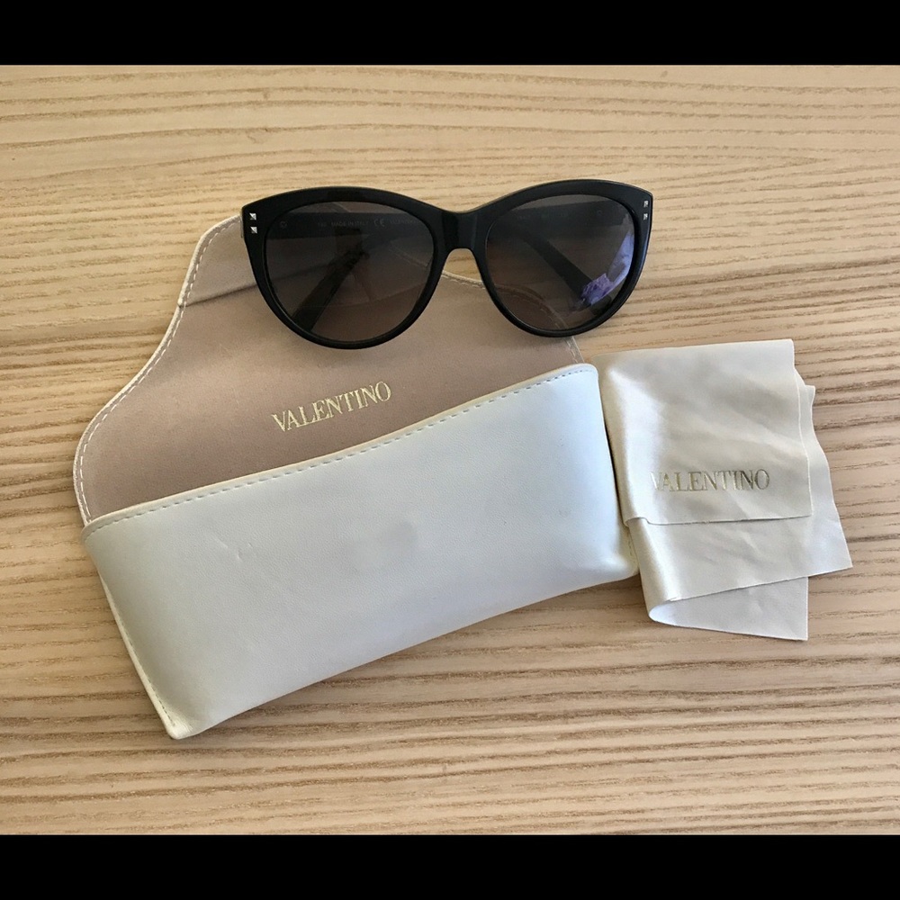 Valentino sunglasses