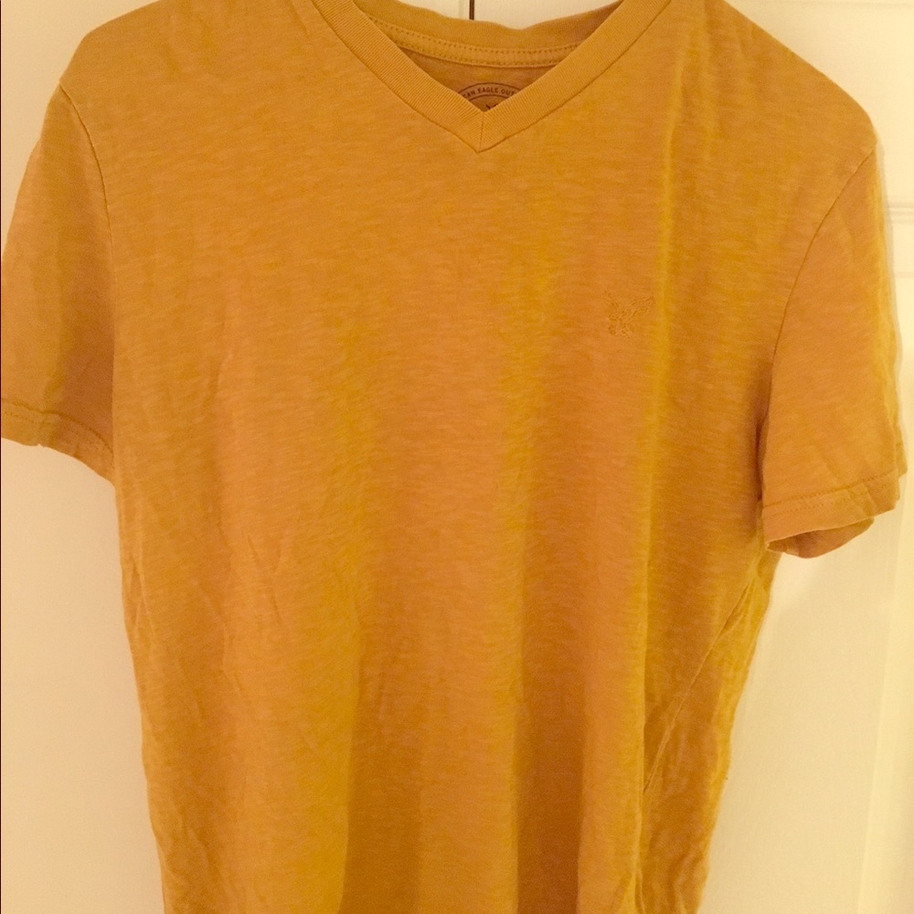 V neck AE