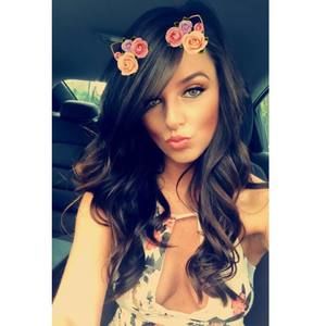 Meet your Posher, Alexis