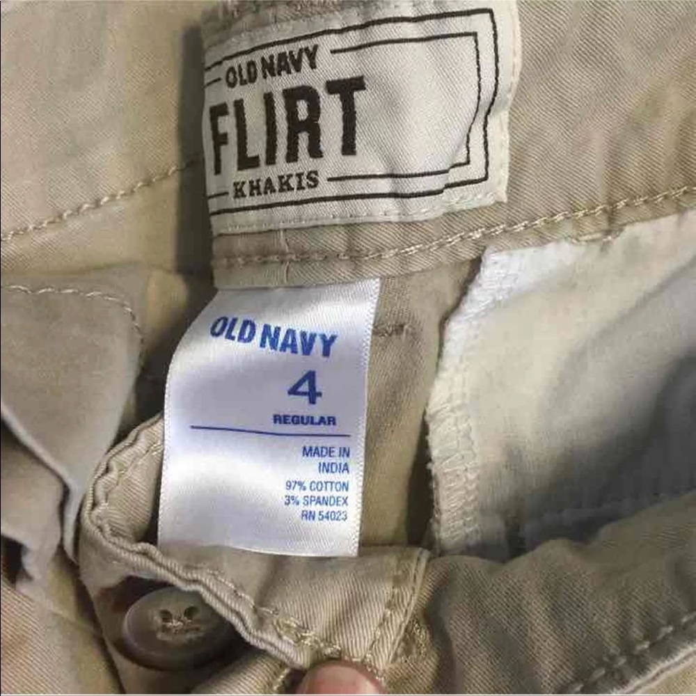 Old navy khankis, size 4