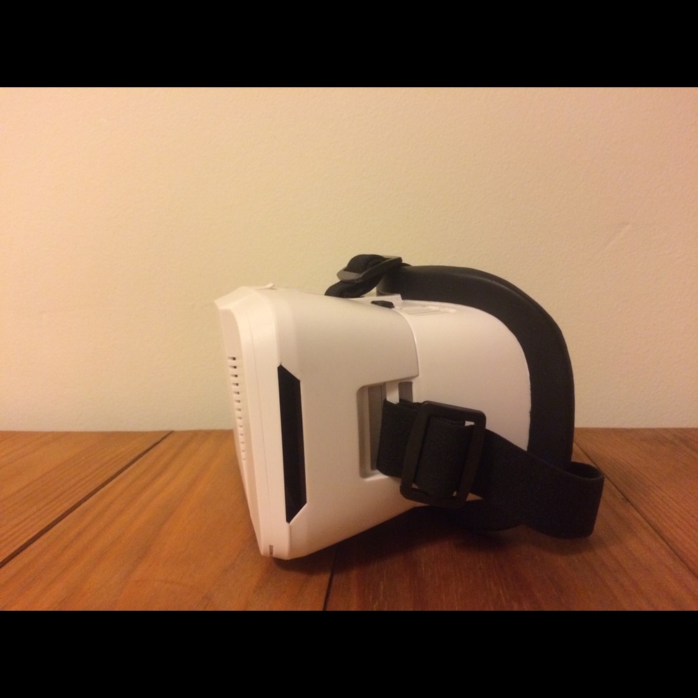 Virtual Reality Headset