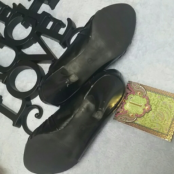 Black Mossimo heels size 7 - Picture 3 of 4